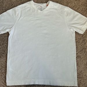 Men’s Tommy Bahama M white vneck T-shirt